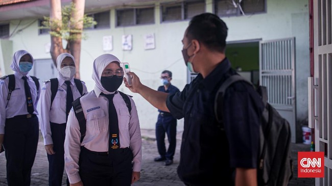IDI takut perilaku-perilaku tak waspada akibat relaksasi PPKM justru malah membuat Indonesia masuk dalam jurang hiperendemi covid-19.
