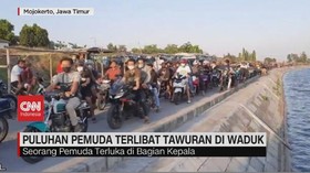 VIDEO: Puluhan Pemuda Terlibat Tawuran di Waduk