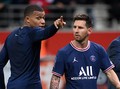 Anelka: Messi Harus Jadi Pelayan Mbappe di PSG