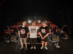 Lirik Lagu Yang - Rocket Rockers