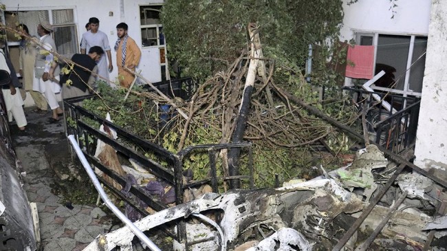 Sejumlah roket dikabarkan menghantam wilayah dekat pembangkit listrik di Kabul, Afghanistan pada Kamis (16/9).