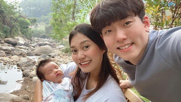 RESPONS ORANG TUA DI KOREA DAN INDONESIA