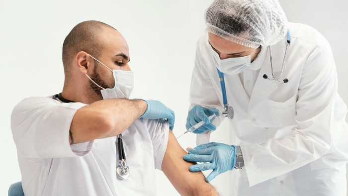 Apakah Boleh Vaksin Covid-19 Dosis 1 dan 2 Berbeda Jenis? Ini Penjelasan WHO