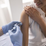 Mengenal Vaksin Johnson & Johnson yang Akan Beredar September Mendatang, Beneran Cukup Satu Dosis Aja?