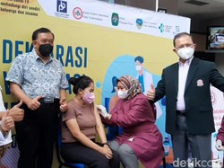 Jalani Vaksinasi COVID-19, Sejumlah Ibu Hamil di Tasik Dapat USG Gratis