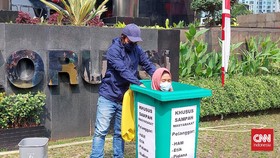 Koalisi Sipil Gelar Aksi Buang Pejabat Pelanggar Etik di KPK