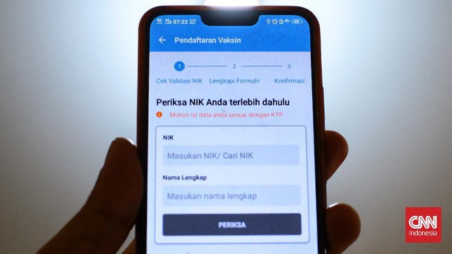 Ahli meminta agar pengguna akun PeduliLindungi tak menggunakan data pribadi seperti NIK, waktu vaksin, hingga nama lengkap.