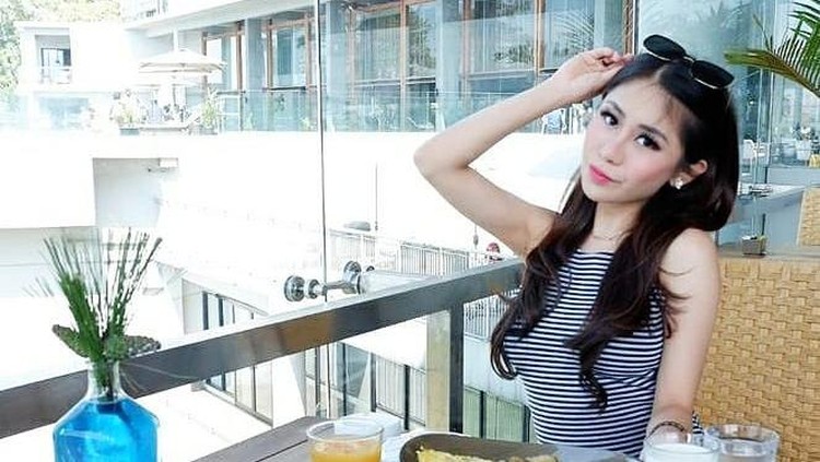 Ayu Thalia