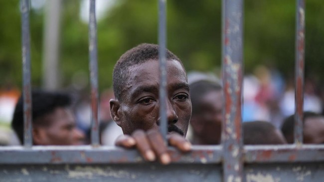 Pemerintah AS akan mengirim pulang ribuan warga Haiti yang saat ini berada di perbatasan Texas dan Meksiko.