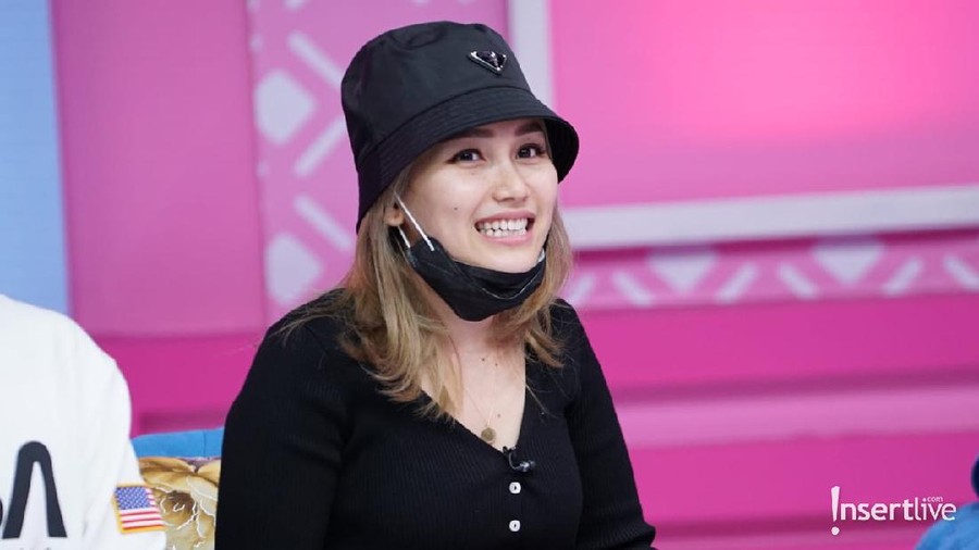 Penuhi Panggilan Polisi, Ayu Ting Ting Dicecar 15 Pertanyaan