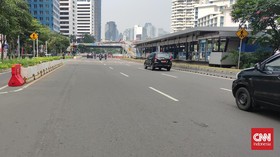 Lalin DKI Ramai Lancar Hari Pertama Perpanjangan PPKM Level 3