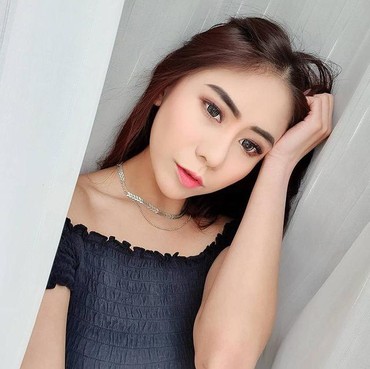 Terjerat Kasus Pencemaran Nama Baik, Ayu Thalia Didakwa Dua Pasal