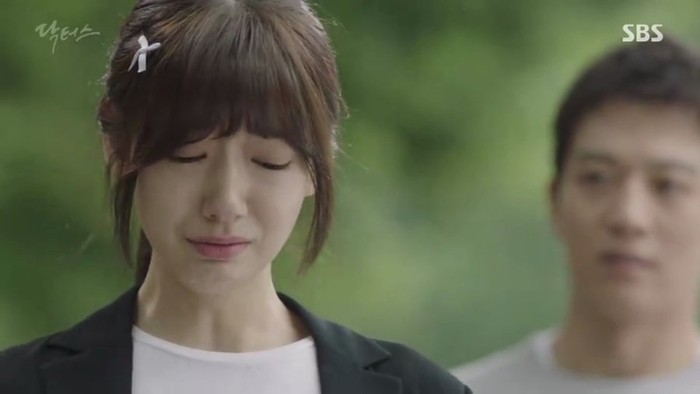 “Spesialis Orang Miskin” diberikan netizen kepada Park Shin Hye karena perannya di beberapa drama seperti Pinocchio, The Heirs, dan Doctors. Meski miskin, namun peran Park Shin Hye selalu digambarkan sebagai wanita tangguh dan inspiratif, lho./Foto: mydramalist.com