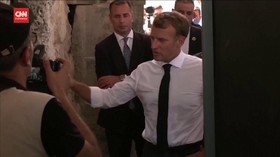 VIDEO: Macron Kunjungi Masjid yang Dirusak ISIS di Irak