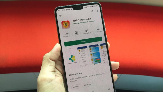 Pengamat menilai Kemenkes tidak melakukan pengamanan data yang layak atas data pribadi yang tersimpan di eHAC.