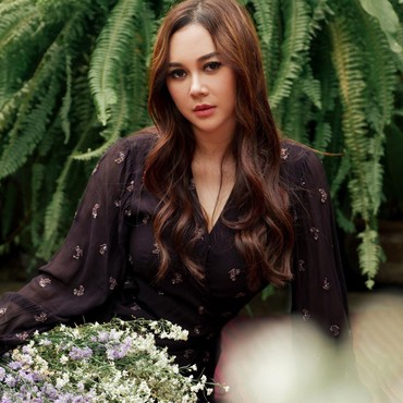 Ungkap Cara Atasi Kebutuhan Seks Usai Cerai, Aura Kasih Enggan Pakai Sex Toys