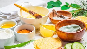 7 Resep Masker Alami untuk Menghilangkan Bekas Jerawat