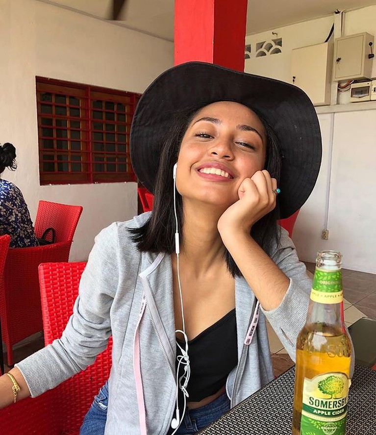 Potret Athalia Lemos Putri Sambung Krisdayanti yang Tak Tersorot Noor Athalia adalah putri sambung Krisdayanti yang telah beranjak dewasa dan tak pernah tersorot. Yuk intip potretnya!