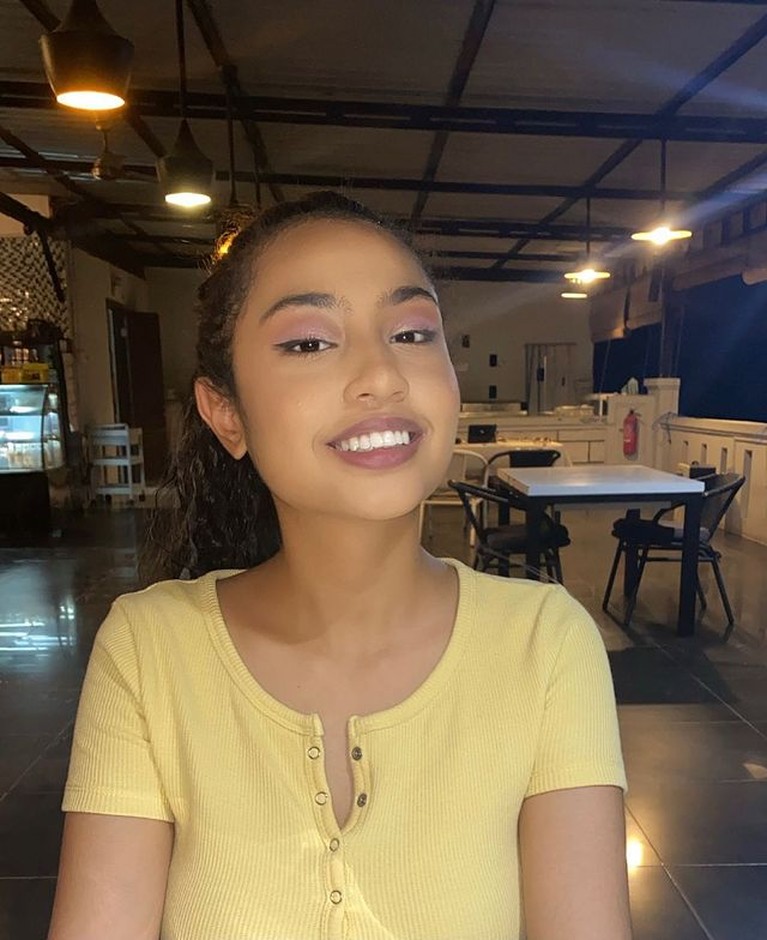 Potret Athalia Lemos Putri Sambung Krisdayanti yang Tak Tersorot Noor Athalia adalah putri sambung Krisdayanti yang telah beranjak dewasa dan tak pernah tersorot. Yuk intip potretnya!