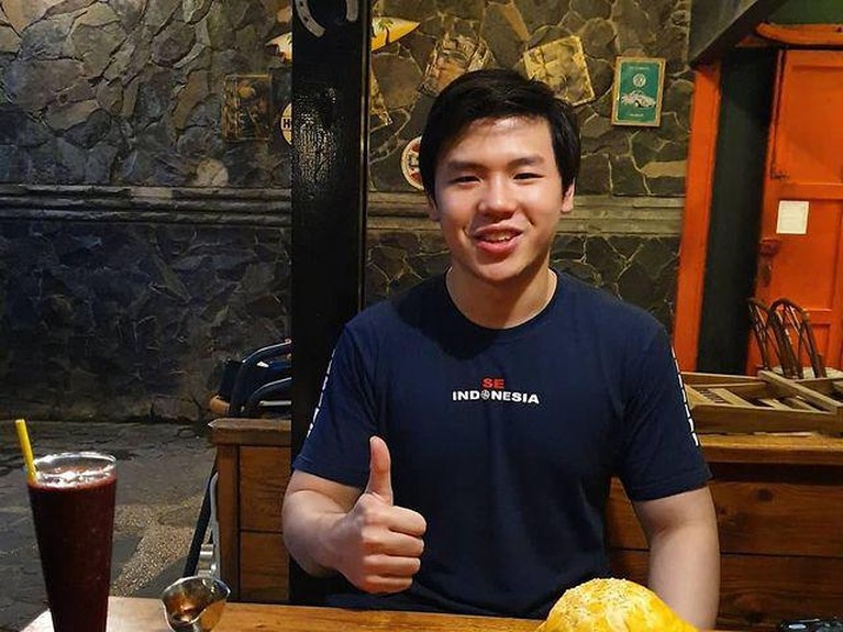 Potret Nicholas Sean Putra Ahok yang Tengah Jadi Sorotan Kabar Nicholas Sean dilaporkan ke polisi karena kasus dugaan penganiayaan oleh Thata Anma bikin heboh. Yuk intip potret Sean!