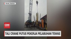 VIDEO: Tali Crane Putus, Pekerja Pelabuhan dan Nelayan Tewas