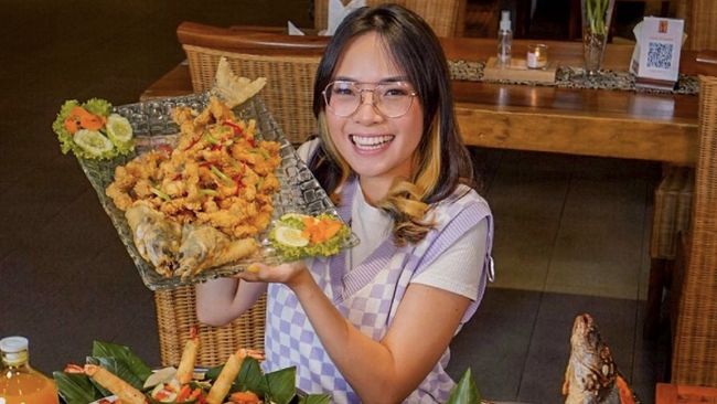 Mgdalenaf mengaku merugi miliaran rupiah akibat mantan asistennya diduga lakukan penipuan dan pencucian uang.