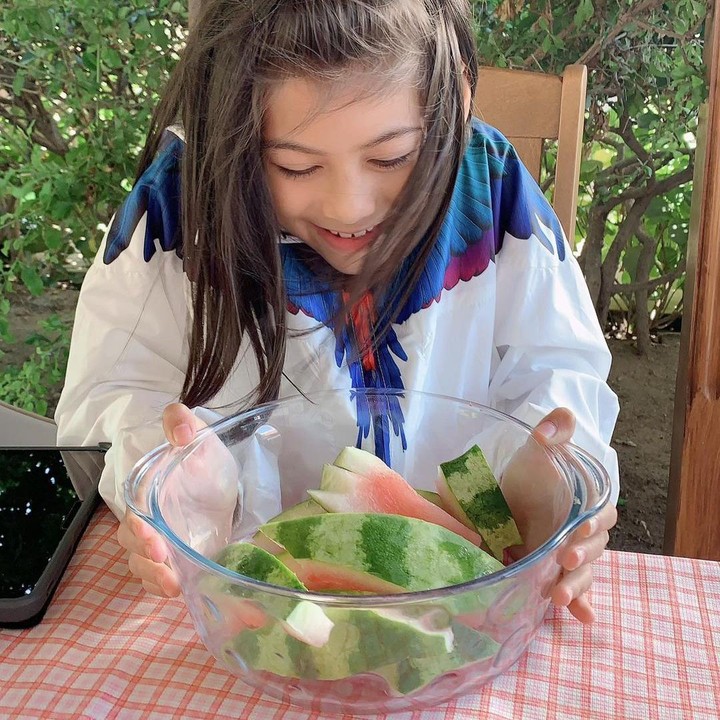 <p>Selamat ulang tahun, Elif! Semoga selalu diberi kesehatan, bahagia, berprestasi, dan bisa membanggakan kedua orang tua, ya. Aamiin. (Foto: Instagram @siti_perk)</p>