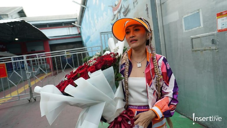 Indah sari Indah Sari