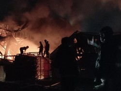 Kedua Kalinya, Pabrik Spring Bed di Makassar Kembali Terbakar
