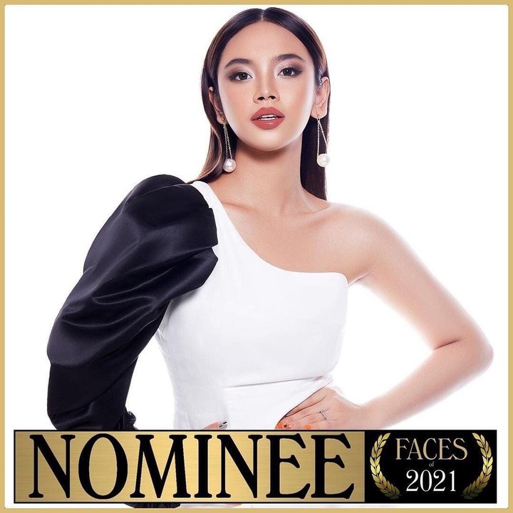<p>Dalam unggahannya, akun resmi TC Candler memajang foto Lyodra Ginting yang berpose menawan dan menuliskan dengan jelas bahwa Lyodra sebagai nominasi wanita berwajah cantik 2021. "<em>LYODRA GINTING is nominated as one of the Faces of 2021. Congratulations!  To support, please like and comment.  To nominate your favorite,  please comment on the nominations videos on our YouTube channel (link in bio)</em>," tulis keterangan dalam akun @tccandler, dikutip pada Kamis (2/9/2021).(Foto: Instagram @tccandler)</p>