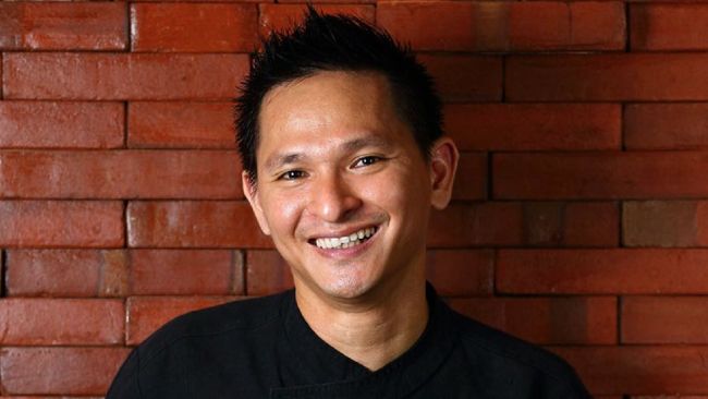 Chef Mandif Warokka menjadi wakil Indonesia di ajang kompetisi kuliner internasional Bocuse D'Or yang berlansung di Lyon, Prancis.