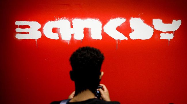 Seorang kolektor seni membeli sebuah karya digital atau NFT dari seseorang yang mengaku Banksy senilai US$335 ribu atau hampir Rp4,8 miliar.