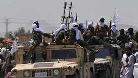 Taliban Lepas Tembakan Rayakan Kemenangan, 17 Orang Tewas