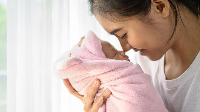 Orangtua Wajib Tahu, Ini Aturan Terbaru Pemberian Nama Anak Sesuai Permendagri: Nggak Boleh Cuma 1 Kata!