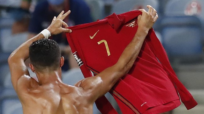Bintang Manchester United, Cristiano Ronaldo punya catatan impresif dalam duel lawan Newcastle United.