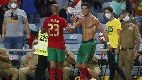 Isyarat Santos Lepas Ronaldo ke Man Utd Lebih Awal