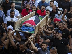 Suasana Pemakaman 3 Warga Palestina yang Tewas Ditembak Israel