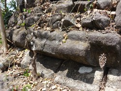 Ada Struktur Batu Diduga Stupa Peninggalan Era 8 M di Atas Bukit Sleman