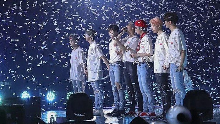 Tipe Fans K-Pop Dari Musiman Hingga Bucin, Kalau Kamu yang Mana?