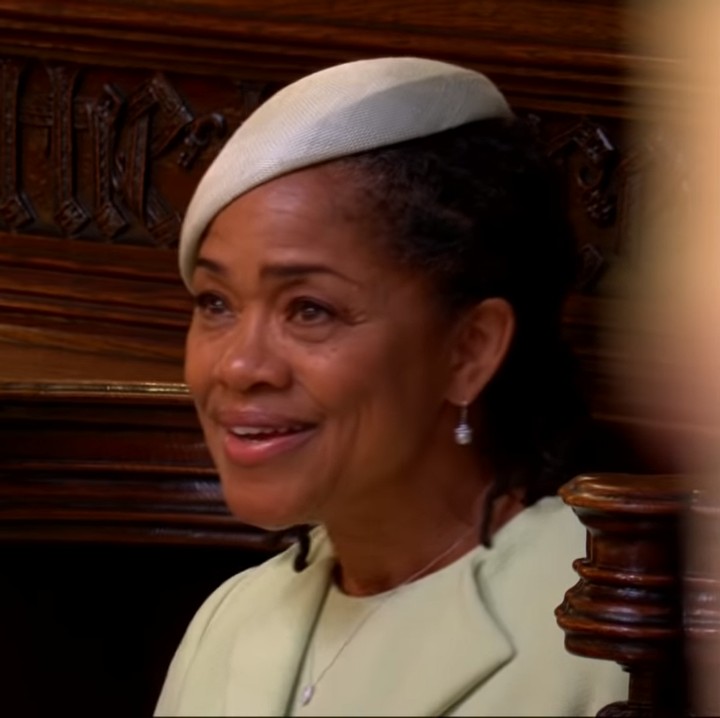 <p>Ibunda Meghan Markle, yakni Doria Ragland, belum lama ini merayakan ulang tahun ke-65, Bunda. (Foto: YouTube The Royal Family)</p>