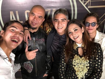 img-title Adakan Konser Ultah ke-51, Ahmad Dhani Ingin Manggung Bareng Maia Estianty