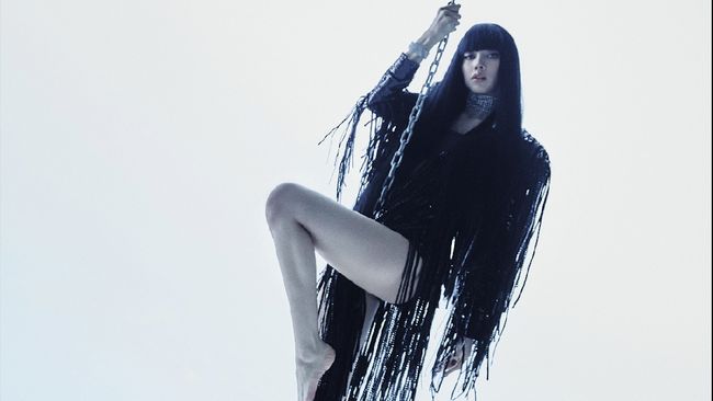 Lisa telah merilis single solo debutnya LALISA, Jumat (10/9). Video musik menampilkan unsur budaya Thailand yang menjadi asal usul Lisa.