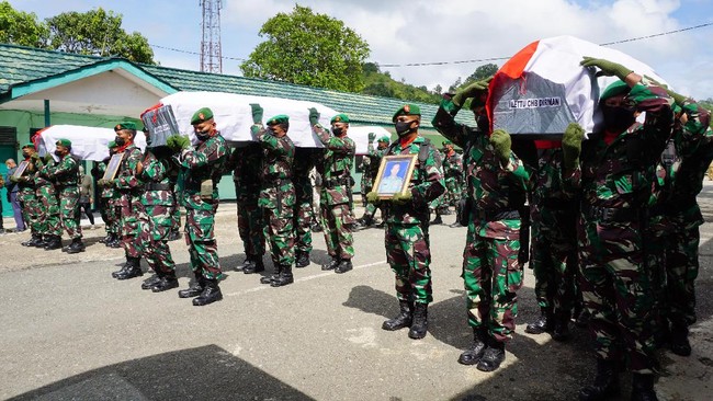 Panglima TNI Laksamana Yudo Margono membantah pernyataan KKB yang mengklaim telah menewaskan 13 prajurit TNI selama pembebasan pilot Susi Air.