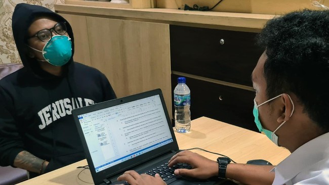Kepolisian menyatakan pengembangan dari penangkapan Coki Pardede terkait penyalahgunaan narkotika masih terus dilakukan. Polisi mengejar pemasok besarnya.