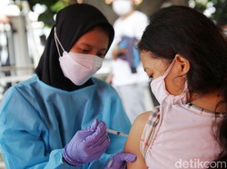 Dinkes DKI Ajak Pengurus RT/RW Data Warga Belum Divaksin COVID-19