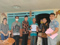 Keluarga Kartika Adukan Orang Tua Ayu Ting Ting ke Polres Bojonegoro