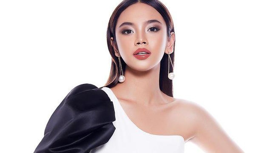 Pesona Lyodra Ginting Kandidat Perempuan Tercantik di Dunia Versi TC Candler Lyodra Ginting masuk ke dalam 100 kandidat perempuan tercantik di dunia versi TC Candler. Yuk kita intip pesonanya!