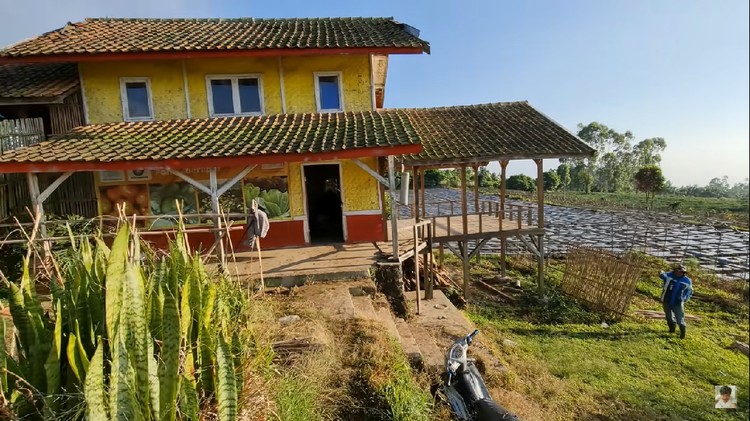 Rumah wanita keturunan Belanda di Garut Rumah wanita keturunan Belanda di Garut