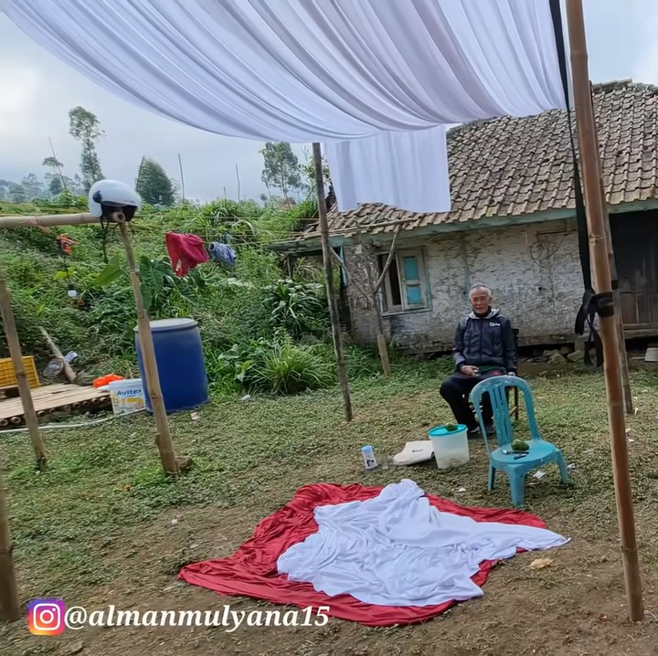 <p>Dan berikut tampilan dari samping, rumah yang sama dalam potret sebelumnya. (Foto: YouTube: Alman Mulyana)</p>