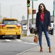 5 Ide Tampil Beda dan Stylish dengan Celana Jeans Favoritmu! Berani Coba?